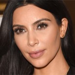 Kim Kardashian se calza un extraño par de botas plásticas y los comentarios explotan en la web