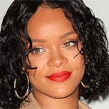 Rihanna usa transparencia y sorprende a todos con estas imágenes
