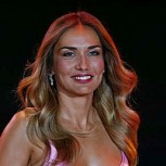 Carolina de Moras deslumbró con escotado vestido amarillo en la penúltima noche del Festival de Viña del Mar