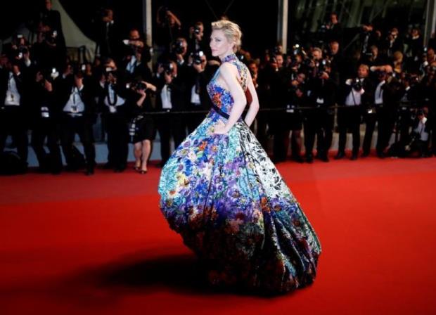 looks extravagantes Cannes 2018