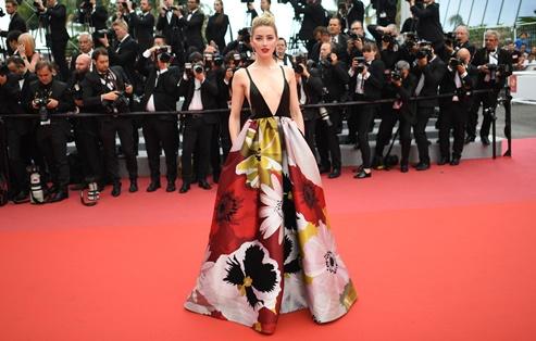 looks extravagantes Cannes 2018