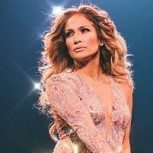 Critican a Jennifer Lopez por lucir atuendo poco adecuado para visitar el Muro de los Lamentos en Jerusalén