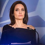 Angelina Jolie reaparece más delgada y con un elegante vestido para hacer compras
