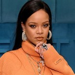 Rihanna fue fotografiada en las calles de Nueva York con su primer look de embarazada