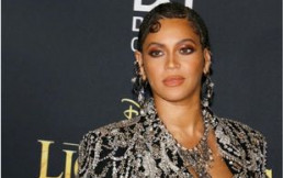 Beyoncé lució espectaculares looks en Dubái: Diamantes, oro y cristales