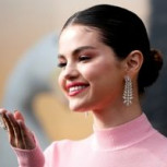 Selena Gomez da lección de cómo usar el pantalón cargo y lucir estilizada: Será tendencia 2023