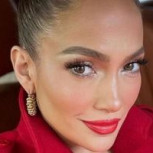 Jennifer Lopez se luce con un abrigo de piel luego de un concierto en compañía de su hija de 15 años