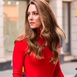 Kate Middleton deslumbró en el hipódromo con este espectacular look rojo de su firma favorita