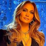 Jennifer Lopez apostó por este vestido de lentejuelas verdes para salir con Ben Affleck