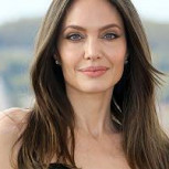 Angelina Jolie sorprende con su cabello rubio y un atuendo invernal en Nueva York