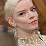 Anya Taylor-Joy se tomó la alfombra roja en Cannes con este vestido de princesa en premier de “Furiosa”