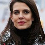 Carlota Casiraghi demostró que con prendas básicas se puede llegar al tope de la elegancia