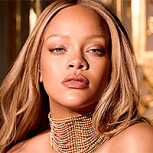 Rihanna hace un giro en sus looks apostando por holgado traje con camiseta de fútbol