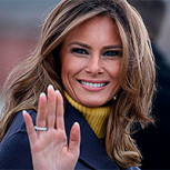 Melania Trump demostró su amor por las gabardinas y las sabe llevar a la perfección