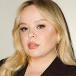 Nicola Coughlan, estrella de “Bridgerton”, demostró en Cannes que no hace falta seguir las reglas para verse bien