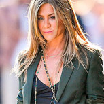 14 looks con los que Jennifer Aniston demuestra que con prendas simples logra un street style perfecto