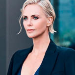Charlize Theron sorprende con una de sus propuestas más reveladoras en una alfombra roja