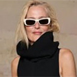 Matthew McConaughey, Gillian Anderson y Emma Roberts destacaron en el desfile de Jacquemus en París