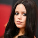 Jenna Ortega en 15 imágenes: El closet que la instaló como la “reina del glam gótico”