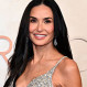 Demi Moore consagra este color y diseño fluido como los protagonistas de la temporada