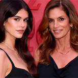 Kaia Gerber cumple 24 años con una trayectoria que honra el legado de su madre Cindy Crawford: 6 imágenes juntas