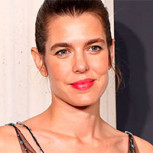 Carlota Casiraghi parece flotar con este vestido Chanel durante la Ópera de París