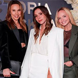 Las Spice Girls reaparecen apostando por el blazer en estreno de serie documental de Victoria Beckham