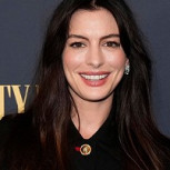 Anne Hathaway celebró sus 43 años con este vestido rojo que se perfila como una opción ideal para Fiestas de Fin de Año