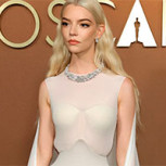 16 estrellas de Hollywood que brillaron en los Governors Awards con fenomenales vestidos: desde JLo a Dakota Johnson