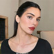 Kendall Jenner impone el rojo intenso como color estrella en Fiestas de Fin de Año