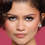Zendaya luce el mismo vestido de Cate Blanchett en Festival de Venecia 2025 ¿A quién le queda mejor?