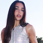Dua Lipa compartió imágenes exclusiva de su vestido de novia en la ceremonia junto a Callum Turner