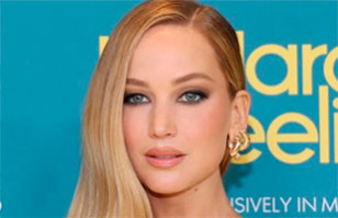 Jennifer Lawrence cumpli&oacute; 36 a&ntilde;os convertida en una actriz &iacute;cono de la moda: Algunos de sus looks m&aacute;s aplaudidos