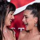 Duelo de estilo en Nueva York: Anne Hathaway y Dakota Johnson protagonizan la batalla fashion de la premier de Verity