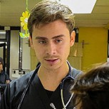 Fotos de médicos de Chiloé: Mujeres los piropean y vuelven virales sus imágenes