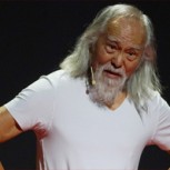 Modelo de 80 años graba un inspirador video que muestra que nunca es tarde