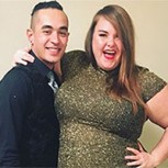 Bloguera responde a trolls que la criticaron al publicar foto con su novio: ¿No lo merece?