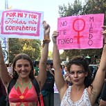 Las fotografías que dejó la histórica marcha pacífica de mujeres que movilizó a 190 mil personas