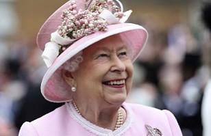 Reina Isabel II: Las estrictas reglas de belleza que ha debido respetar la monarca en 70 años