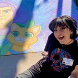 La inusual historia de una joven que dibuja en las afueras de Pixar