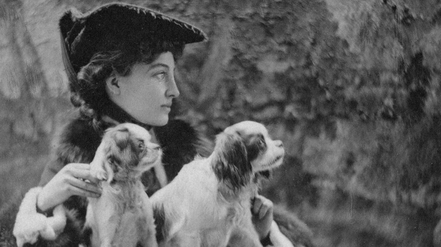 gladys deacon