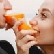 Conoce si tu relación aprueba la teoría de “la piel de naranja”