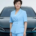 Stella Li: La primera mujer en ser “personalidad del Año” del mundo automotriz