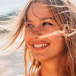 Rutina de belleza en vacaciones: Tres elementos esenciales para proteger la piel y el cabello del sol