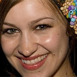 Joanna Newsom: “The Milk-Eyed Mender” (2004): Barco de papel en el río