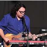 Yo La Tengo en el Festival Maquinaria (2010): Una ola de ruido complaciente