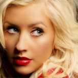 Christina Aguilera publicó estas fotos como asistente de Santa Claus y provocó revuelo