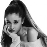 Ariana Grande publica foto en actitud sexy y la critican por dejar atrás tema del atentado