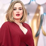 Adele sorprende a sus fans en fotos navideñas con notorio cambio físico: Parece otra