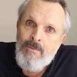 Miguel Bosé vuelve a polemizar por sus teorías conspirativas sobe el Covid-19: ¿Qué le sucede?